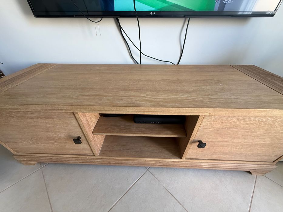 Móvel de TV em Carvalho // Oak TV Cabinet