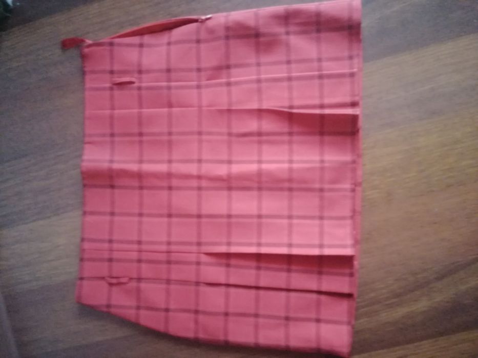 Spódnica mini, biodrówka, czerwona krata