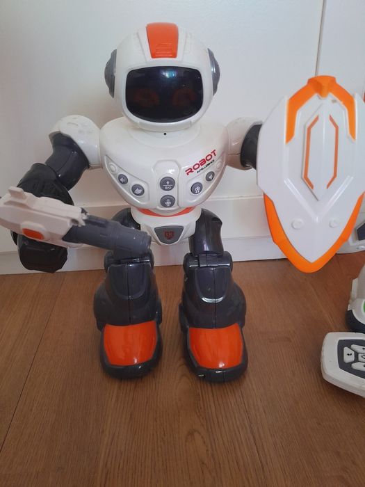Robot brinquedo criança