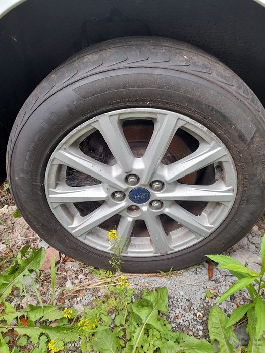 Felgi aluminiowe z oponami ford Galaxy mk4 235/55z/17r