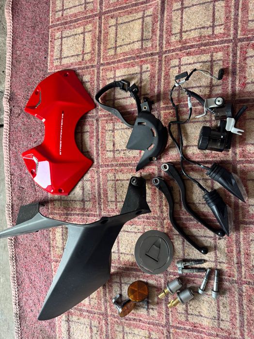 Ducati Streetfighter V4S Czesci