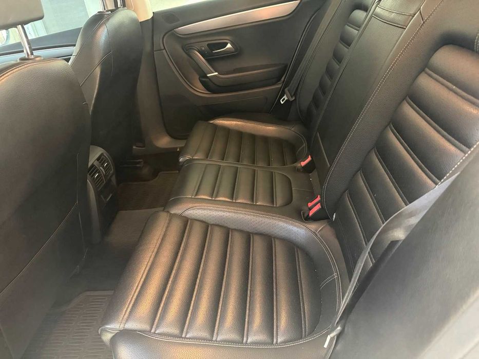 Volkswagen CC Luxury  2012
