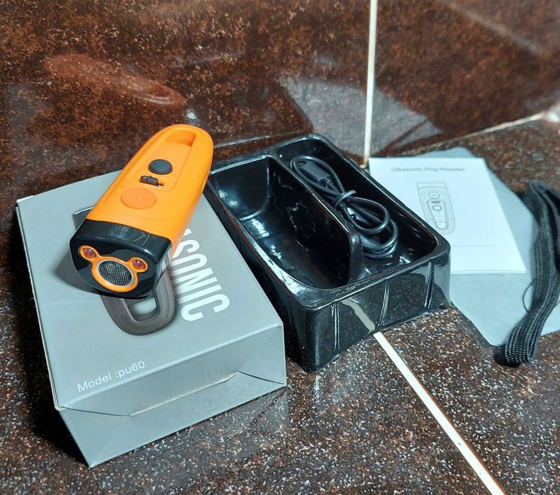 Оригинальный Ultrasonic Pu-60 PRO ультразвуковой отпугиватель собак (відлякувач)