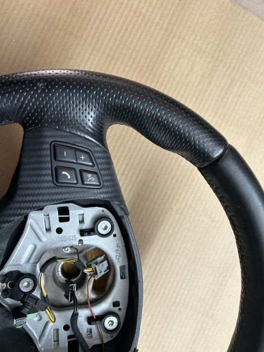 Kierownica mpakiet e90 e91 e92 e93 e87 e81 e82 BARDZO LADNA wysylka