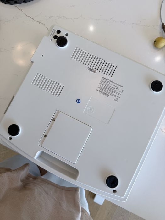 Electrocardiografo ECG CONTEC 1200G