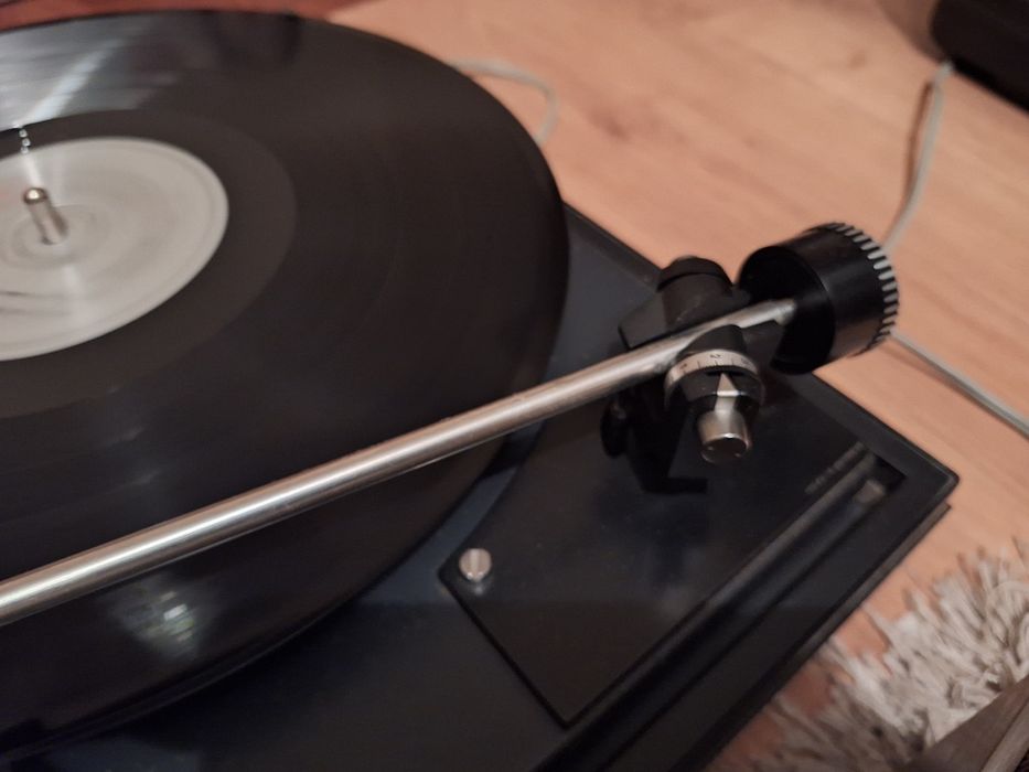 Gramofon DUAL 1214 automat