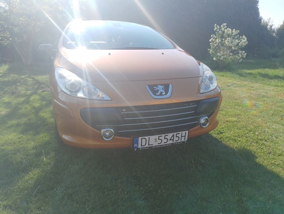 Sprzedam Peugeota 307cc 2.0 diesel 136KM