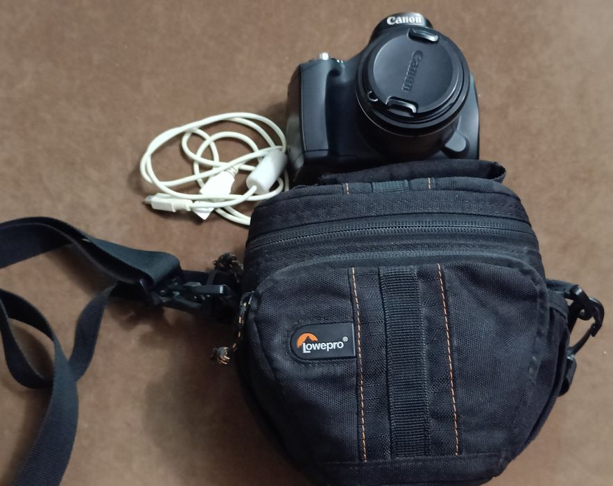 Продам фотоапарат Canon в рабочему стані