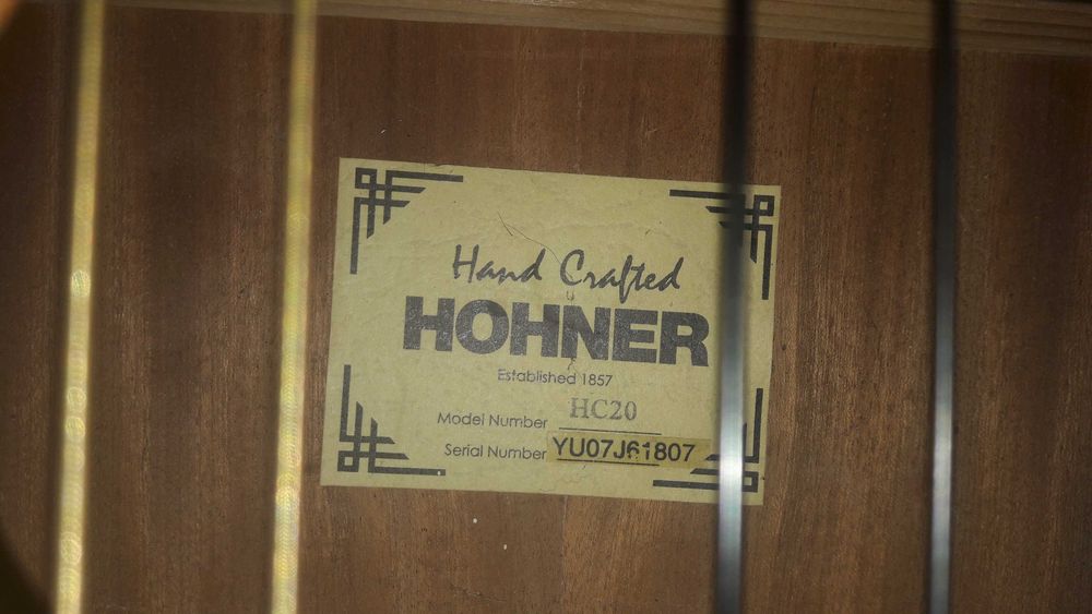 Акустична гітара з чохлом Hohner 1857