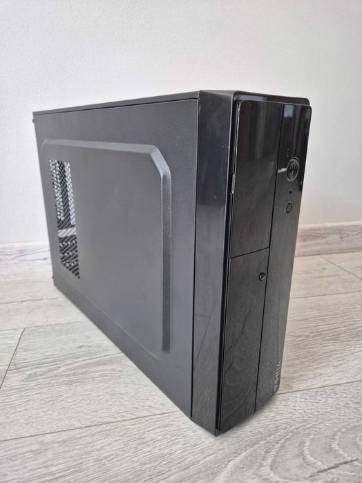 Вузький компактний mATX корпус VINGA з БЖ 400W