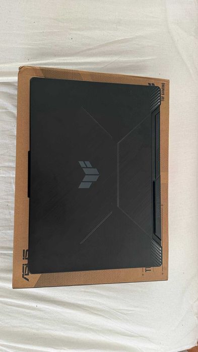 Laptop do gier ASUS TUF Gaming F15 i5-11400H / 16GB RAM / RTX 3050 Ti / 512GB SSD / 144Hz