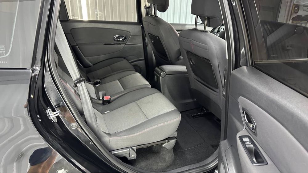 Grand Scenic 2014р. – 7 місць, економний та комфортний