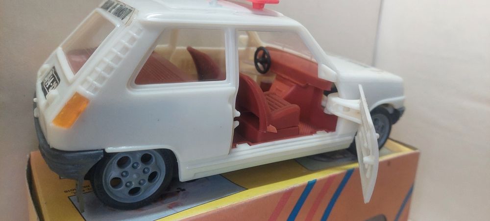Renault 5 GNR PE-PE / Jato — brinquedo antigo — 35 €