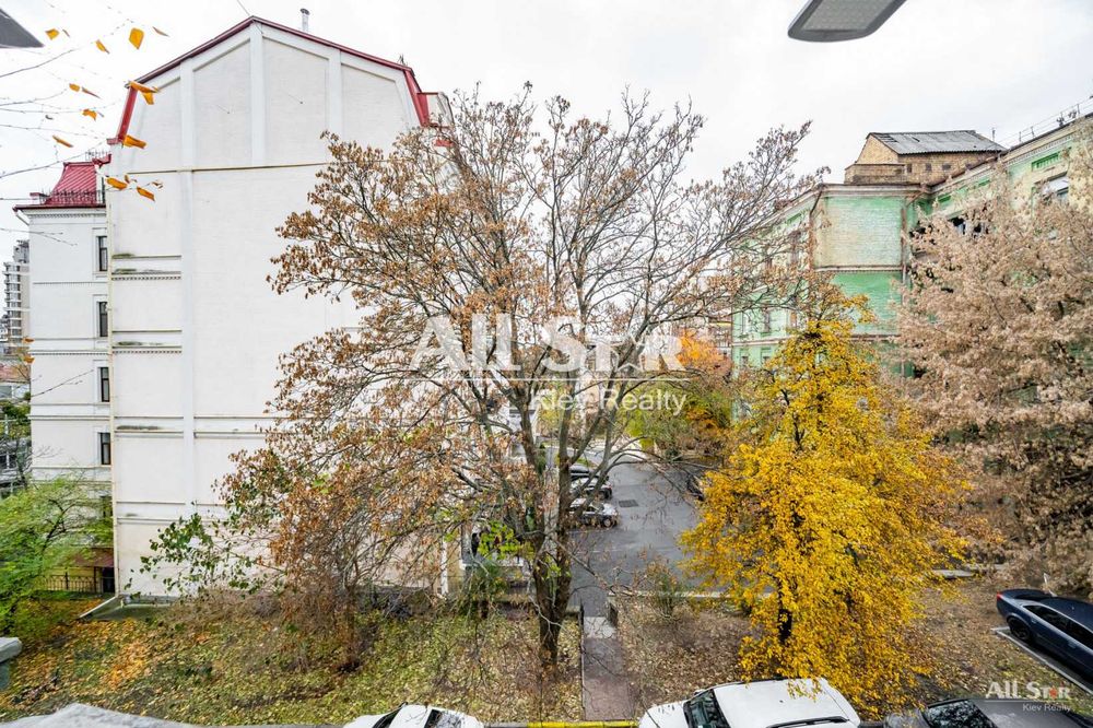 Продаж 3-кімнатної квартири в Києві, Шевченківський район, вул. Олеся Гончара, 43в Без комісії