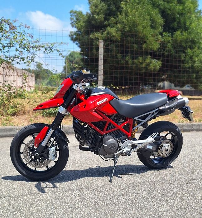 Ducati Hypermotard 1100 EVO – 2011 | 19.500 km | Nacional