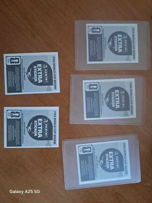 Cromos extra strickers