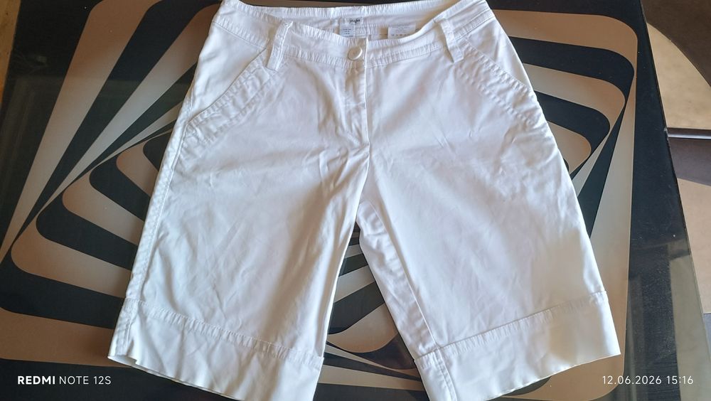 Шорти, капрі H&M жіночі колір білий розмір 38 хлопок з еластаном