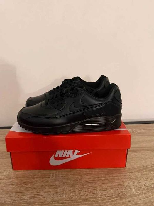 Nike Air Max 90 Leather Triple Black Rozmiar 40
