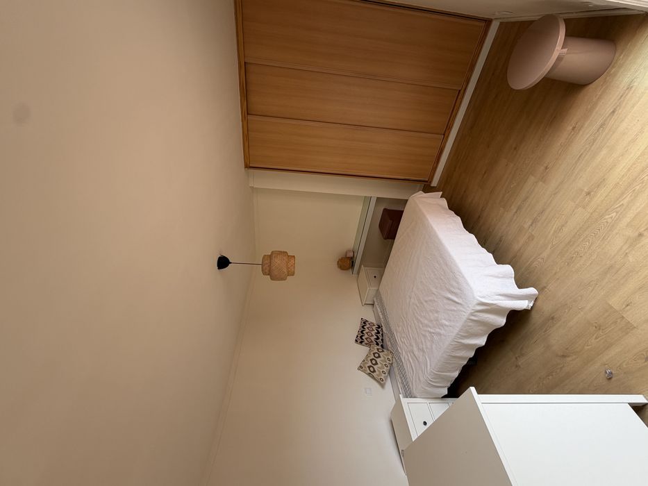 T1 Premium Mobilado com Varanda | Vista Parcial de Mar | Rua de Trás – Vila Nova de Gaia