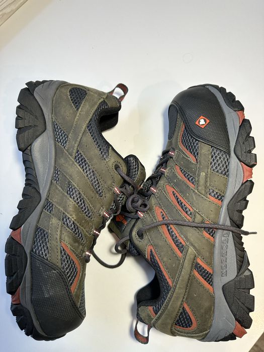 Робоче взуття Merrell з залізним носком.44 розмір.Довжина устілки 28.5