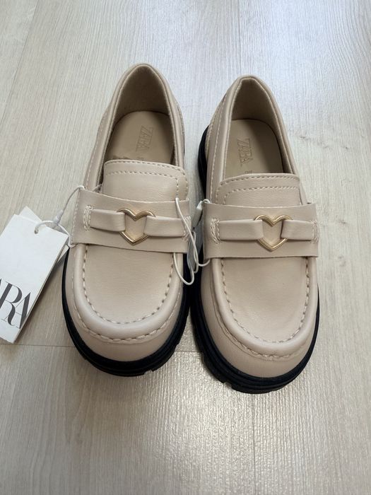 Лофери Zara для дівчинки