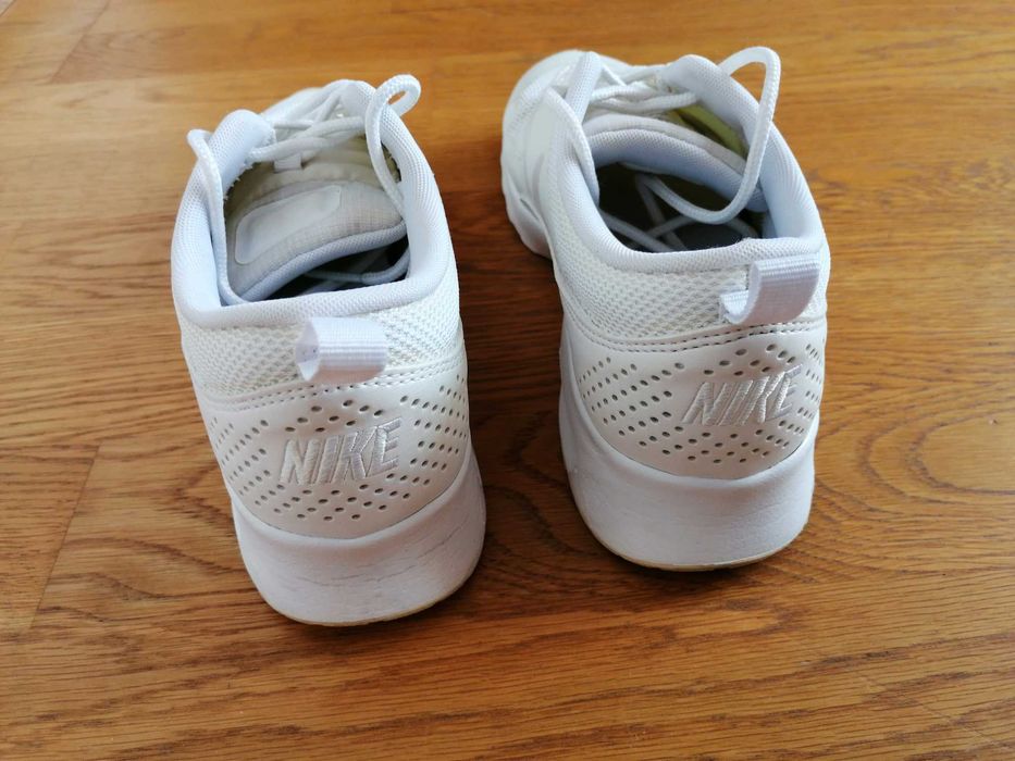 NIKE Air Max Thea adidasy buty sportowe białe roz. 38,5