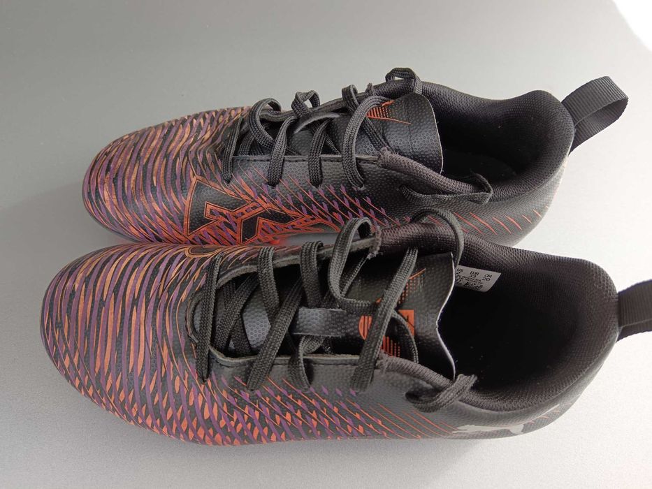 Vendo Chuteiras Puma Criança tamanho 33