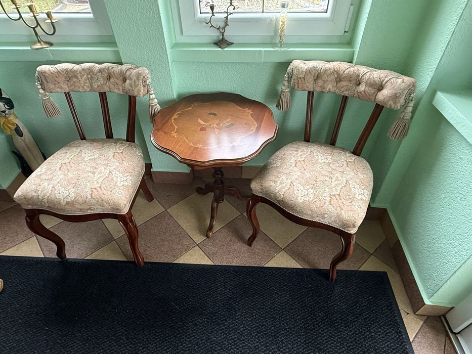 Komplet kawowy ,2krzesła plus stolik