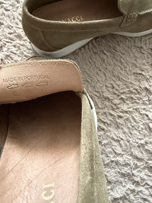 Лофери жіночі розмір 39