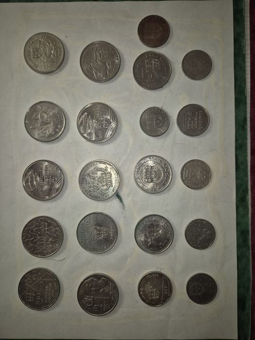 Moedas antigas à venda