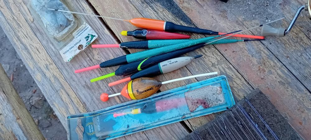 Conjunto de bóias de pesca