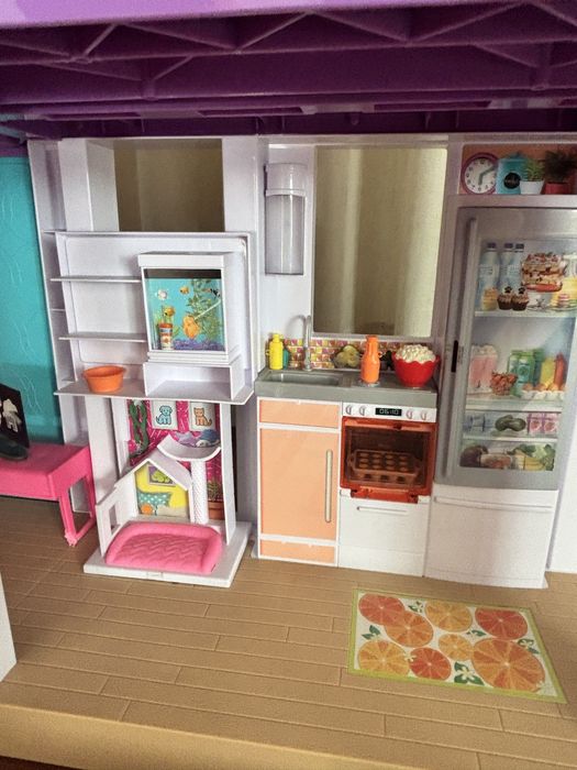 Casa da Barbie Dreamhouse, praticamente nova!