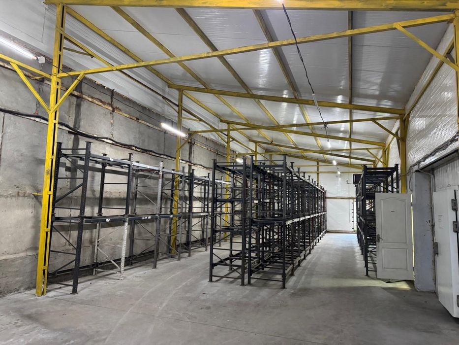 Сдам 268 кв.Приднепровск под производство, склады.