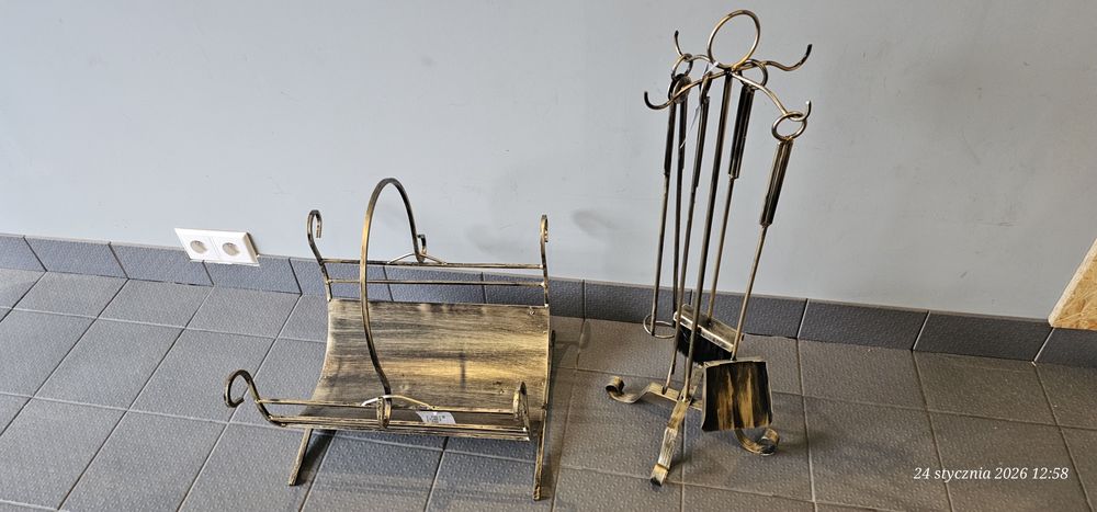 Nowy Zestaw Kominkowy: Kosz na Drewno + Akcesoria (4 el.)