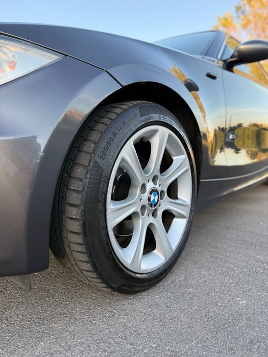 BMW 120D COUPE • 2008