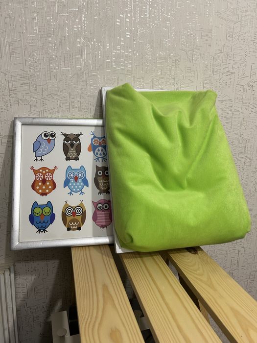 Столик-подставка, подушка Сова