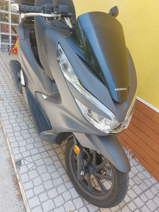 Honda PCX 125 de 2019 – 16.219 km – Top Case Givi