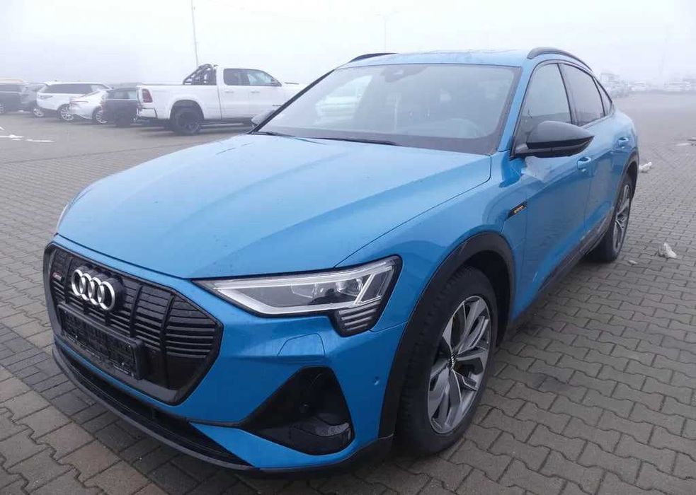 Audi e-tron 2020 року