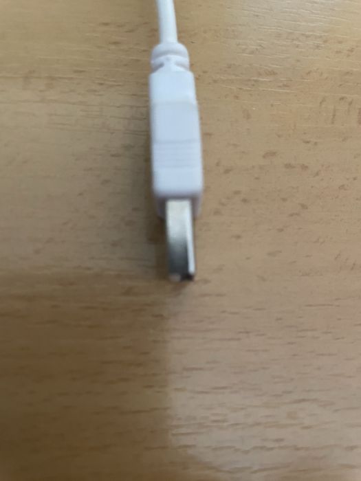 Cabo com adaptadores universais
