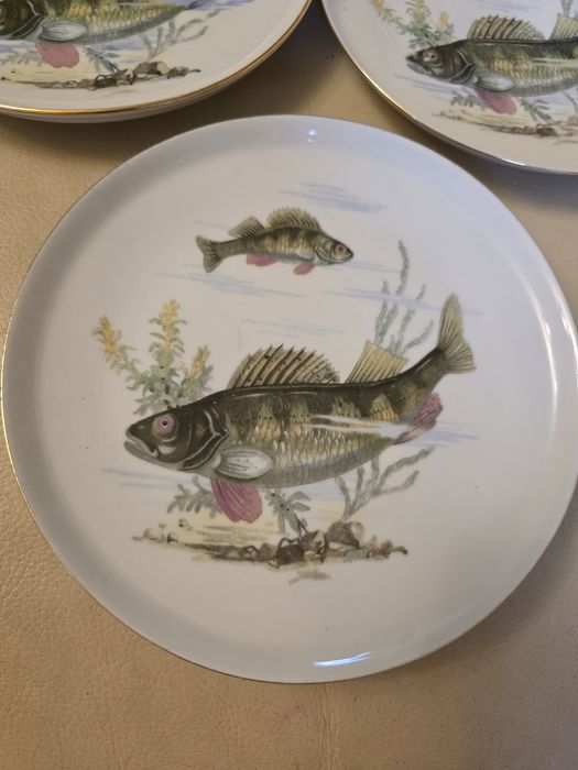 Talerze z motywem ryby