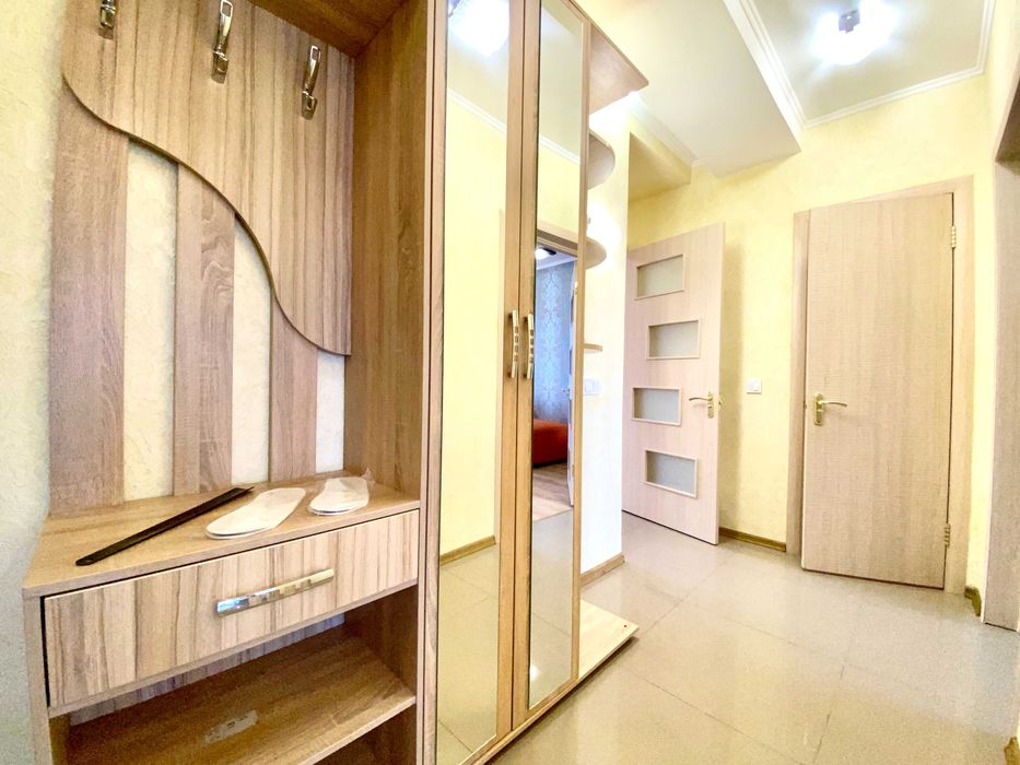 ApartPoltava2-кімн апарт. НОВОБУДОВА,закритий ПАРКІНГ.Звітні документи