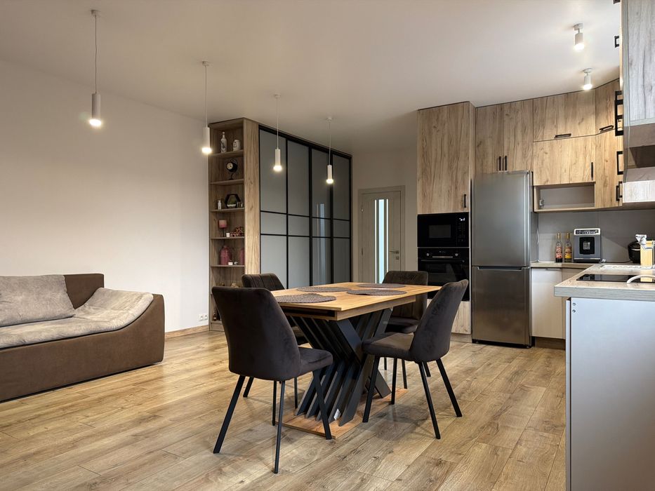 ЗАТИШНИЙ ТАУНХАУС у місті Стрий, Вул. Набережна. 100 м²