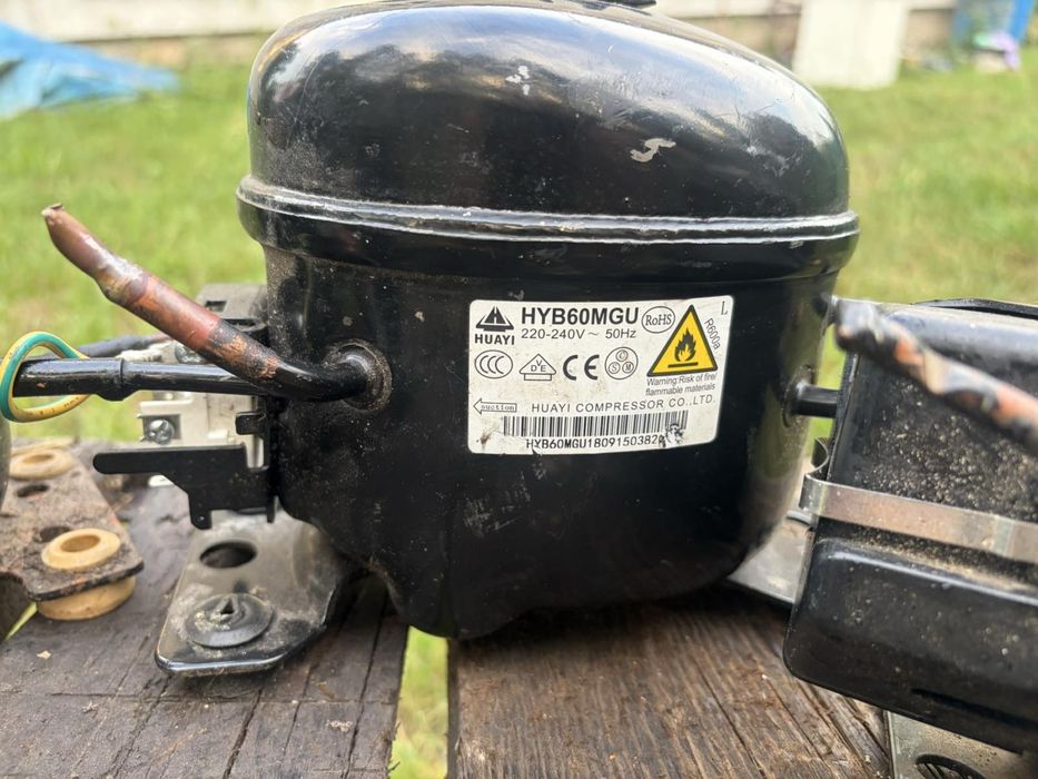 Продам компреесор, компресор, мотор, двигун до холодильника