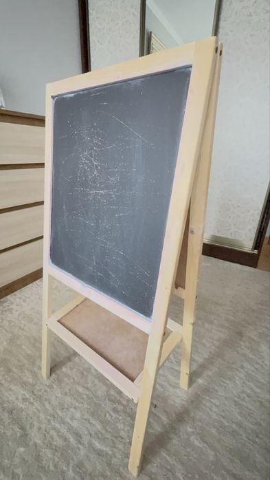 Мольберт дитячий