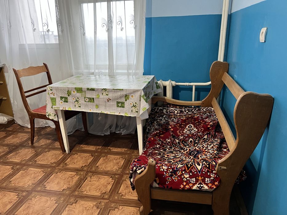 Візьму на квартиру дівчину без власника на підселення , район Аляска