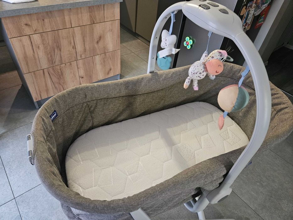 chicco baby hug 4w1 beżowe