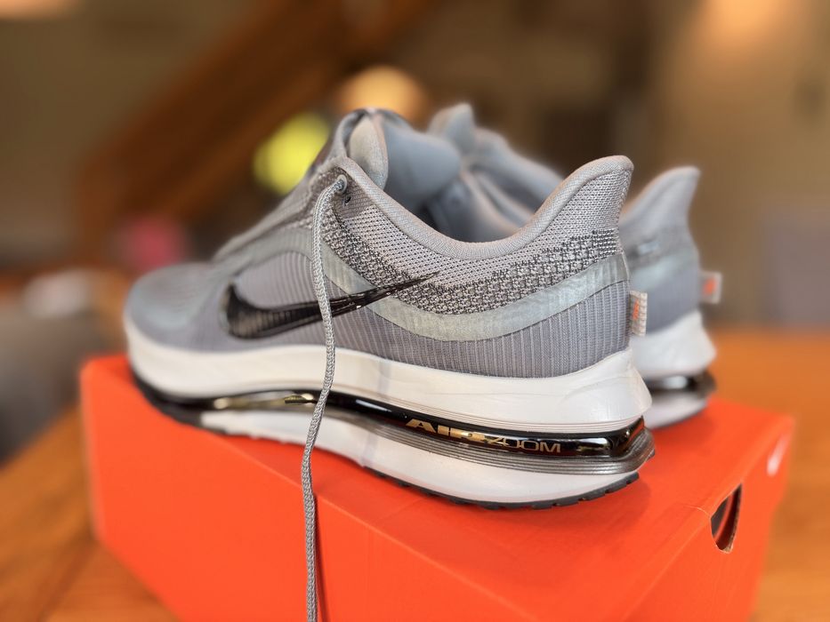 Buty NIKE Pegasus Premium 44 -1 x na nogach - jak NOWE