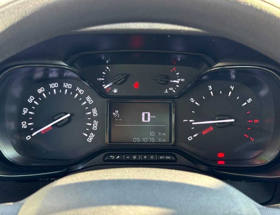 Toyota Proace City 1.5 D- 2023- Poucos quilómetros