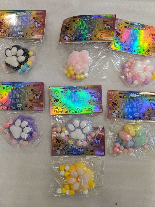 Таба лапка.
Антистресс лапка .
Сквиш таба лапка .
Антистресс лапка 
Ск