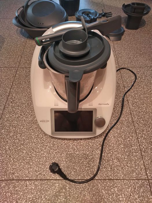 Sprzedam Thermomix TM6